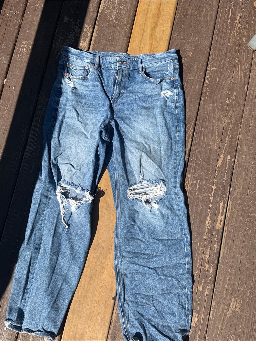American Eagle Outfitters Distressed Light Blue Boyfriend Jeans Size 12 Stretch